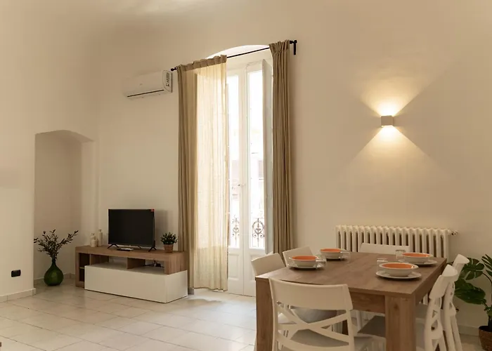 Calefati 1970 - Urban Vintage Retreat Center * Bari