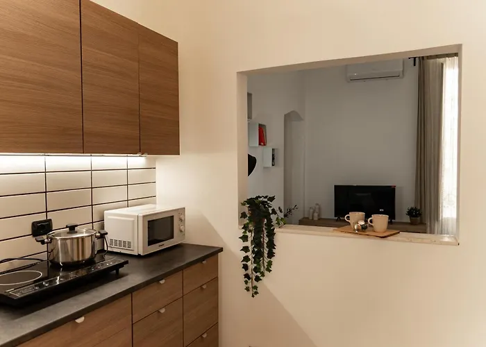 Calefati 1970 - Urban Vintage Retreat Center Bari