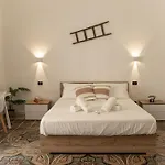 Apartman Calefati 1970 - Urban Vintage Retreat Center *