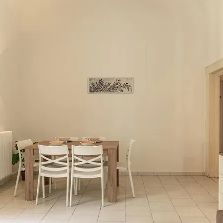 Calefati 1970 - Urban Vintage Retreat Center Apartment Bari