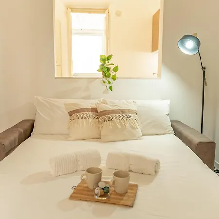 Calefati 1970 - Urban Vintage Retreat Center