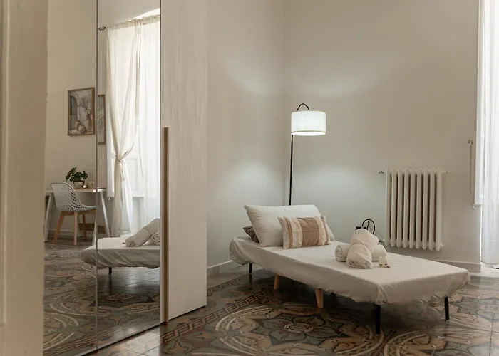 Calefati 1970 - Urban Vintage Retreat Center